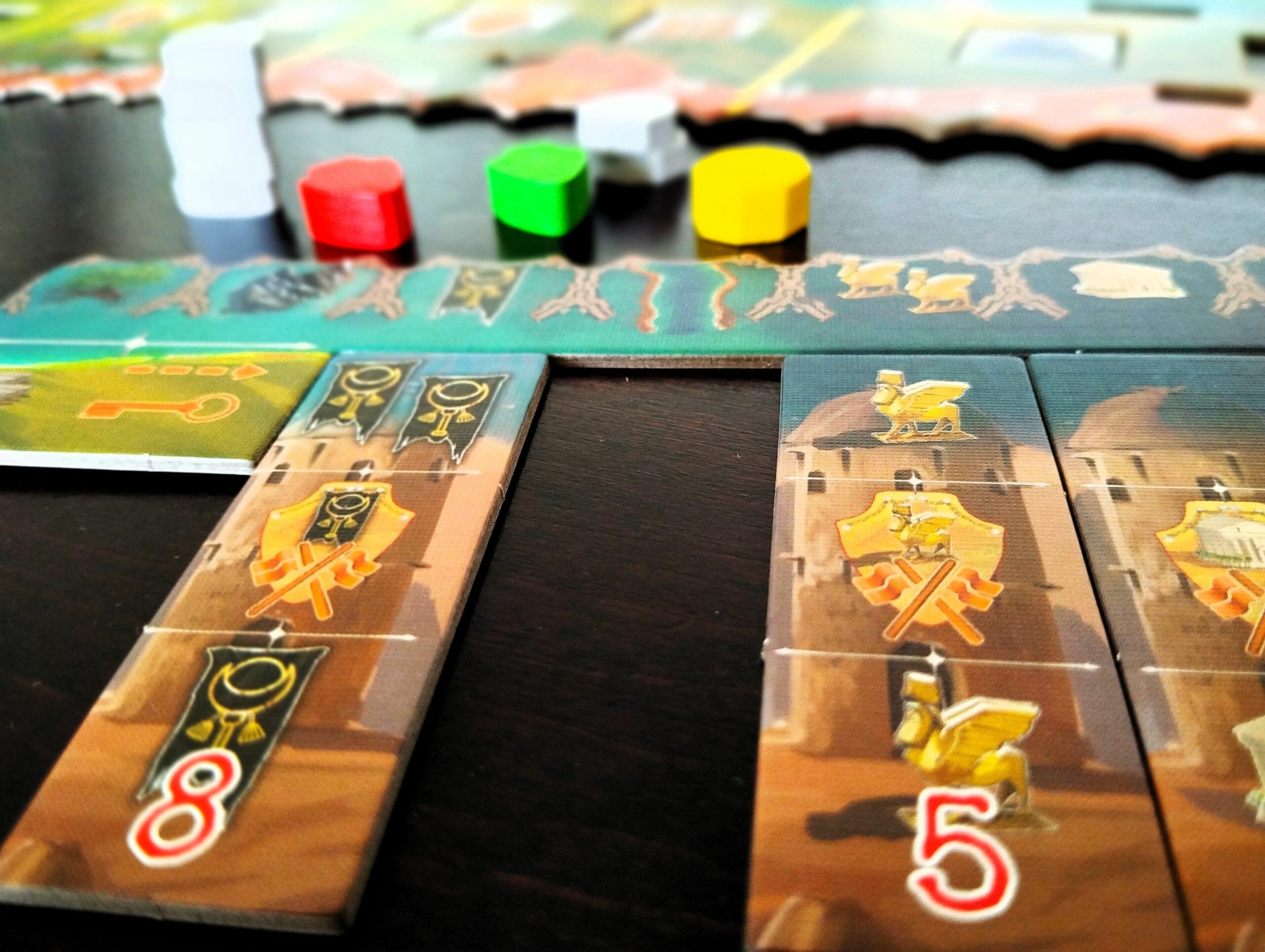 Papyria installé sur une table de jeu
